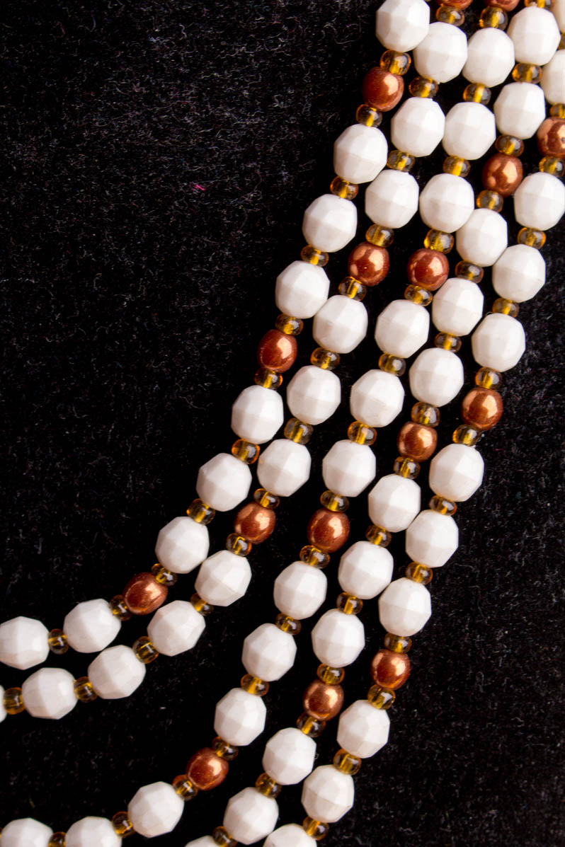 Vintage Collier weiß+kupfer