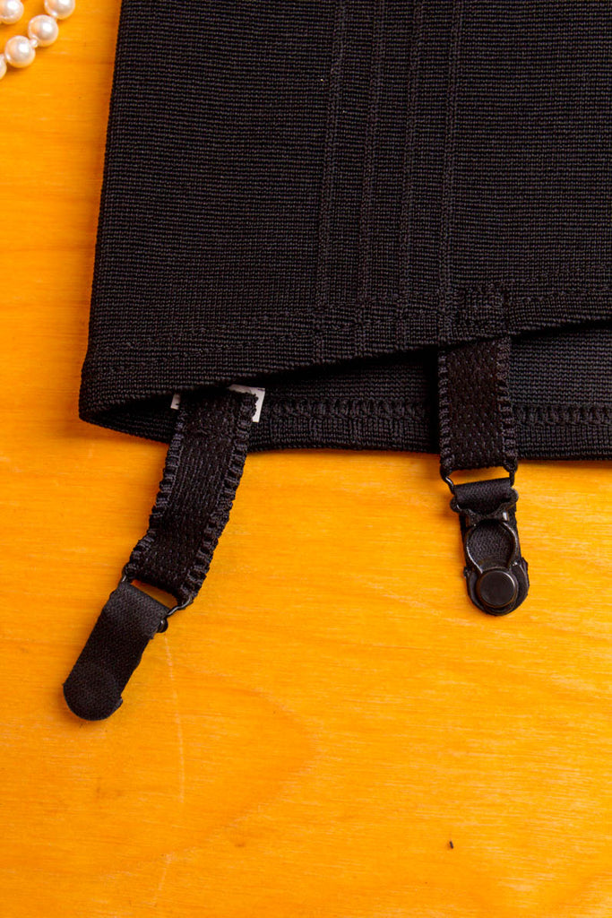 Miederrock schwarz + Strumpfhalter 70er Frau Rockabilly S 36-38 schwarz Sekretärin vintageberlin.de