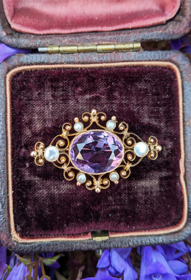 Elegante Vintage Strass Brosche mit klassischem Design