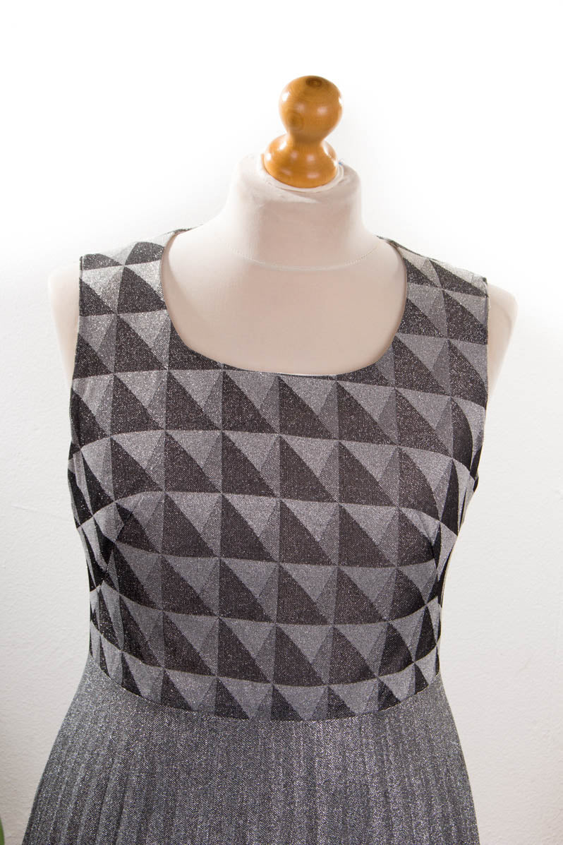 Glitzer Abendkleid silber Plissee