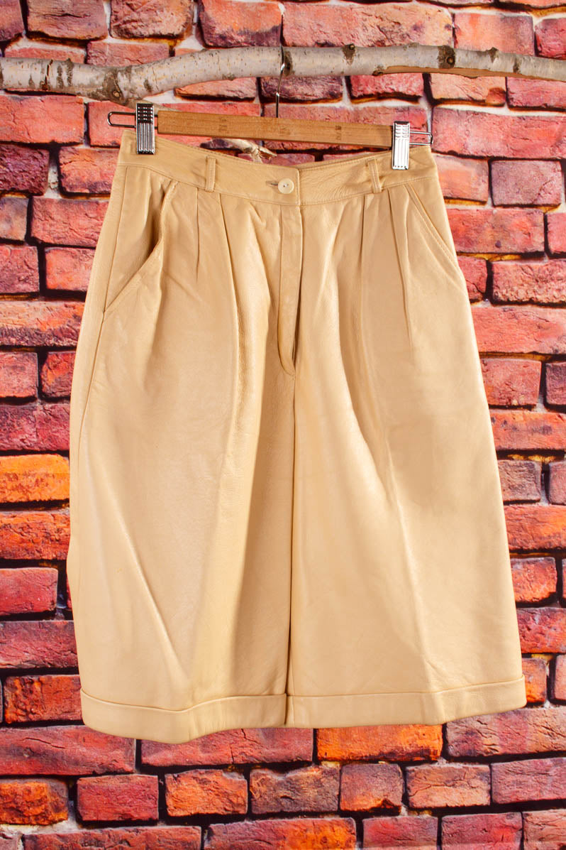 Vintage Leder Shorts beige