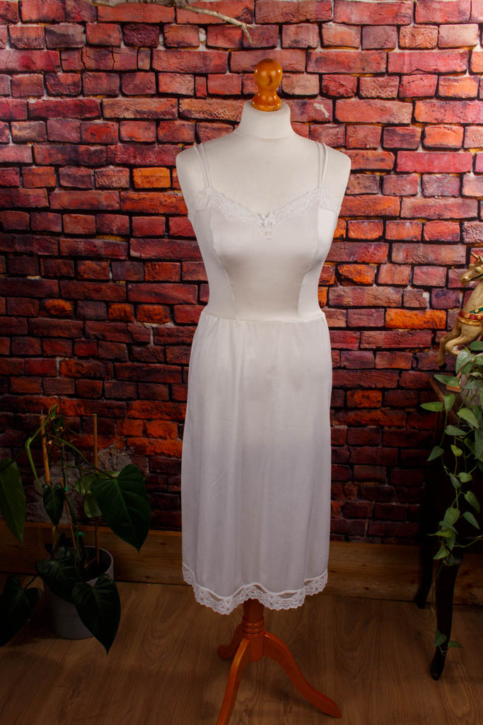Vintage Unterkleid weiß 70er 80er Boho Disco Frau Rockabilly S 36-38 Sekretärin weiß vintageberlin.de