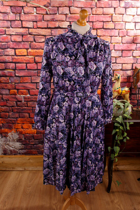 60s Rüschen Schlagerkleid lila