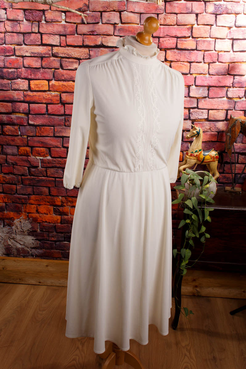 70s Brautkleid kurz Stehkragen