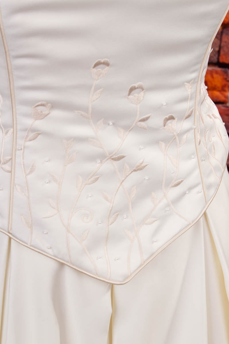 elegantes Brautkleid ivory