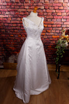 Brautkleid weiß mit schleppe