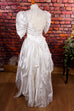 Vintage Brautkleid Megaschleppe 90er Frau Hochzeit S 36-38 Special weiß vintageberlin.de