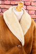 Vintage Lammfellmantel beige 60er 70er beige Boho braun Dandy Frau Hippie M 40-42 Rockabilly Special vintageberlin.de