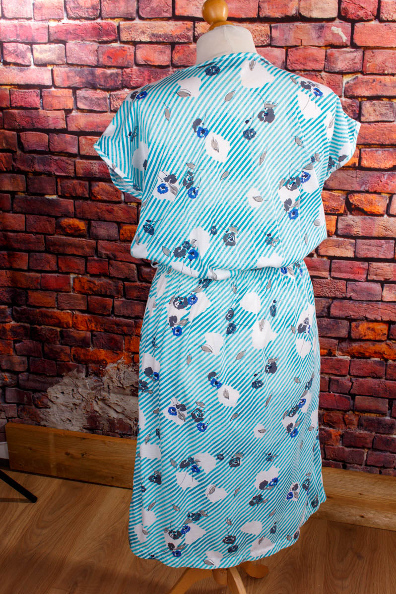 80er Sommer Jerseykleid Streifen