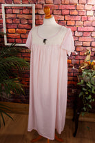 Nachtkleid rosa Punkte