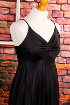 70er Abendkleid schwarz Plissee