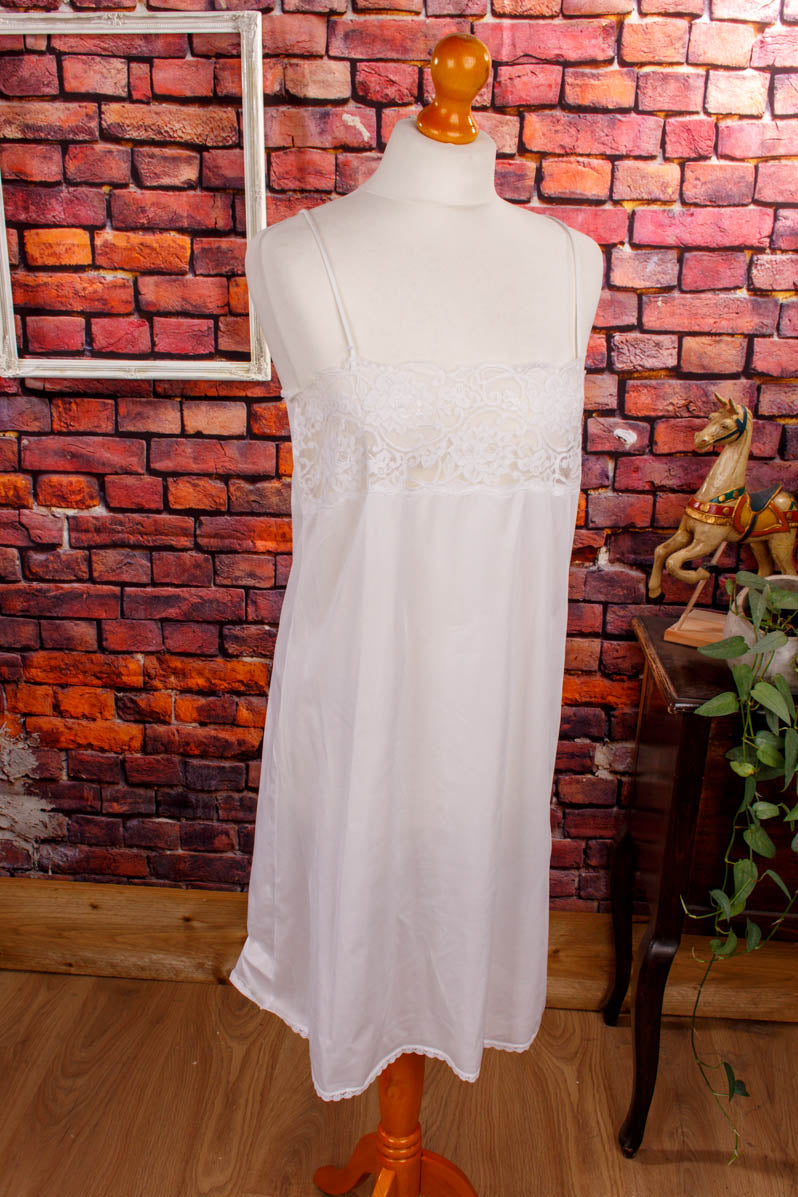 sexy Unterkleid weiß