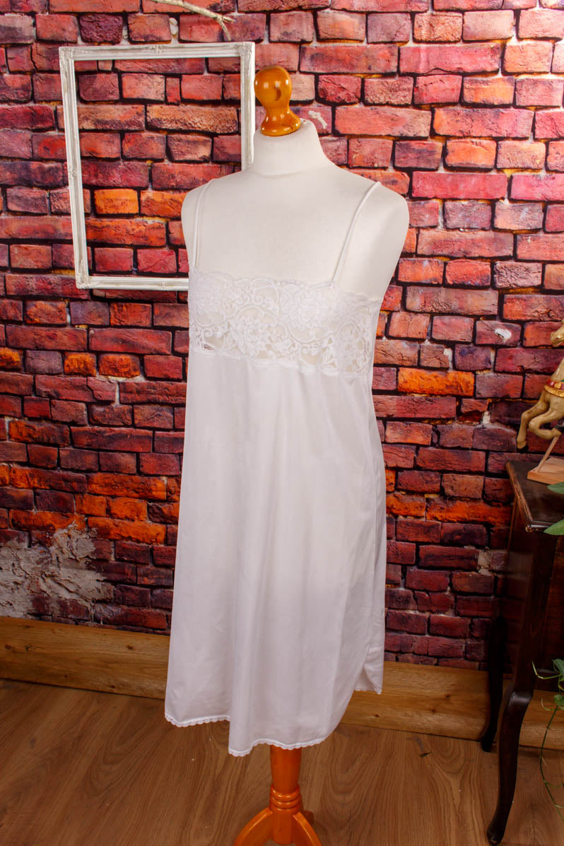 sexy Unterkleid weiß