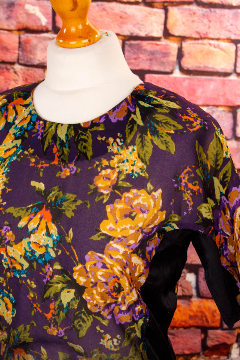 Vintage Bluse lila schwarz Blumen