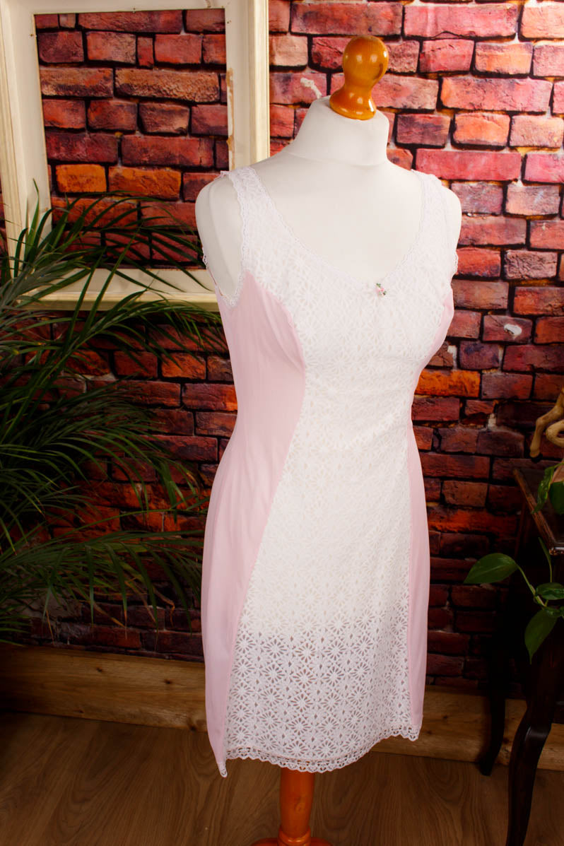 Vintage Nylon Unterkleid rosa