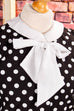 Punktebluse schwarz weiß Schluppenkragen 80er Frau M 40-42 Rockabilly S 36-38 schwarz Special vintageberlin.de