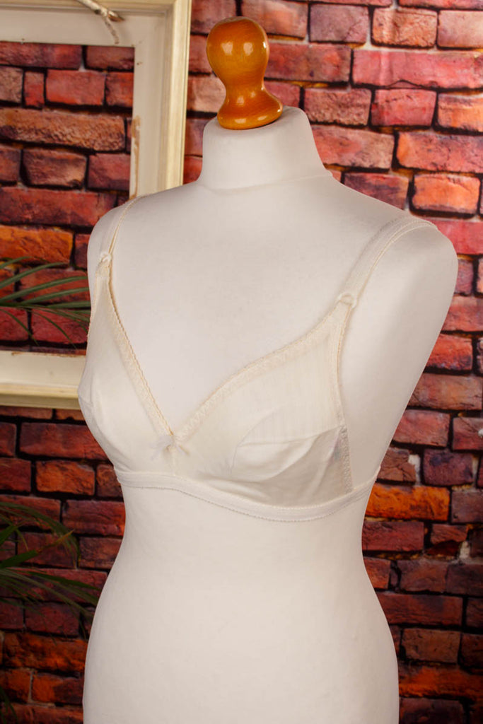 Pfirsichhaut BH weiß 75B Default Title 70er 80er Frau Rockabilly S 36-38 Sekretärin Special weiß vintageberlin.de
