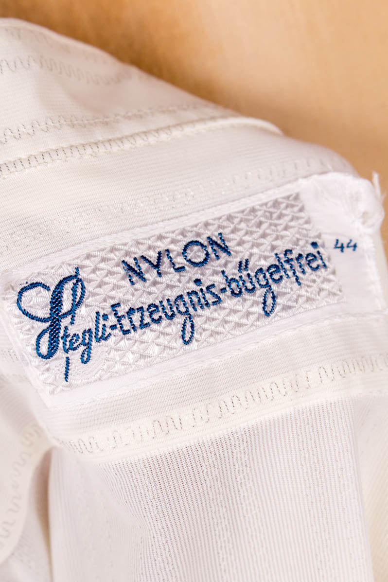 70s Nylon Hemd weiß gold