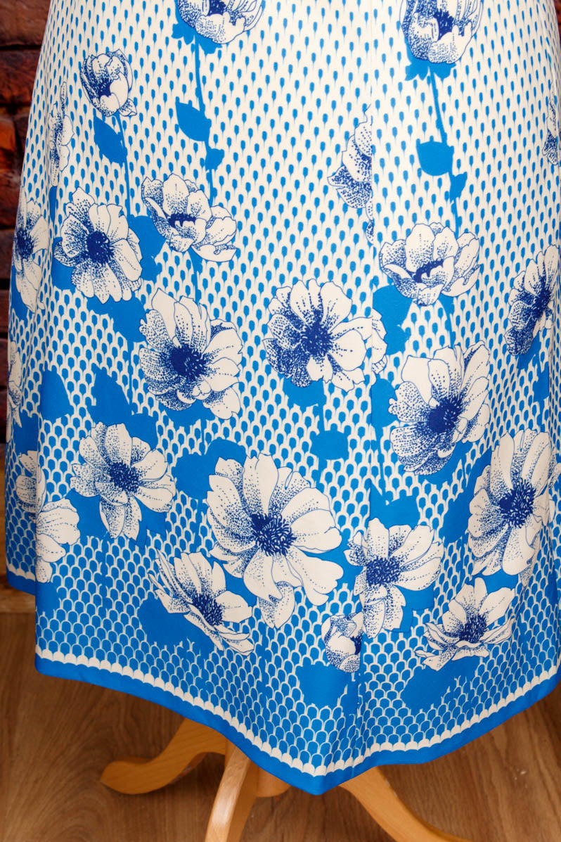 70s Schlagerkleid blau Blumen