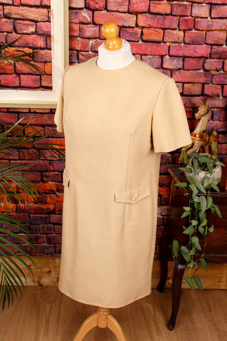 60s Etuikleid beige