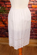 Baumwolle Unterrock weiß Lochmuster 60er 70er Boho Dirndl Frau M 40-42 Rockabilly S 36-38 Special weiß vintageberlin.de