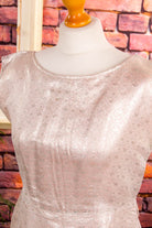 50s Etui Brokatkleid silber-rosé
