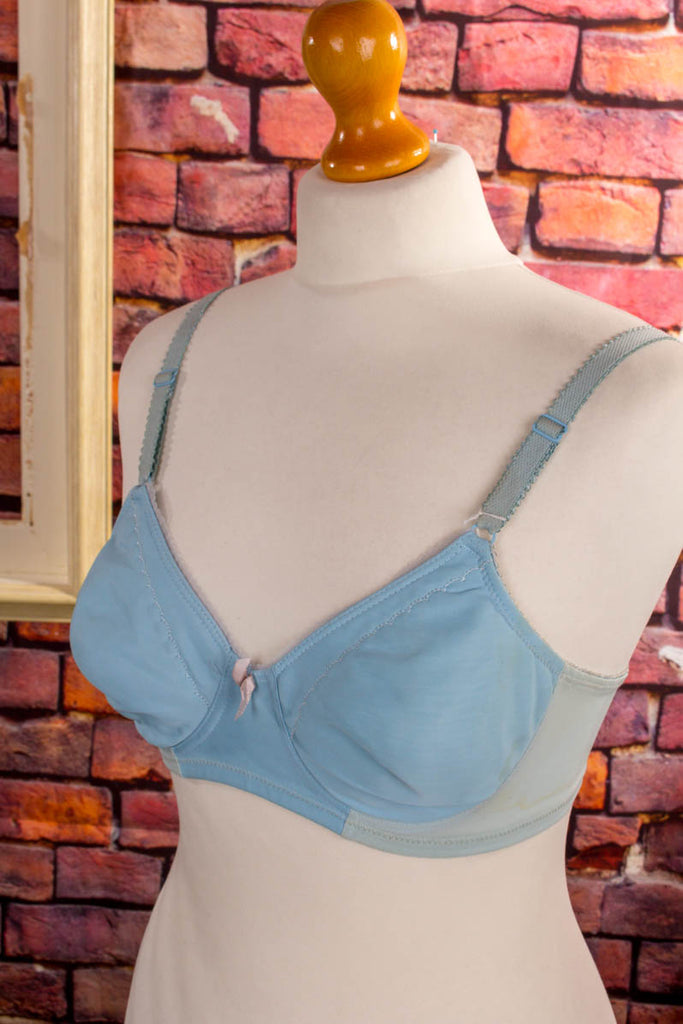 60s BH hellblau Default Title 50er 60er 70er blau Disco Frau Rockabilly S 36-38 Special vintageberlin.de