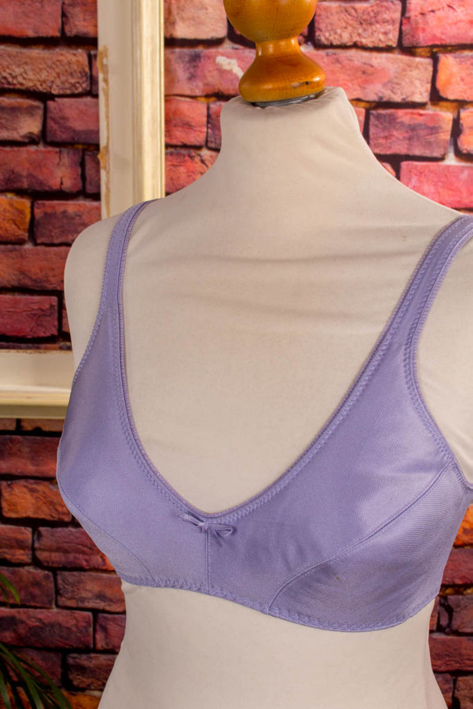 Vintage BH gefüttert lila 60er 70er Disco Frau lila real-disco real-rockabilly Rockabilly S 36-38 Schlager Sekretärin Special XS 32-34 vintageberlin.de