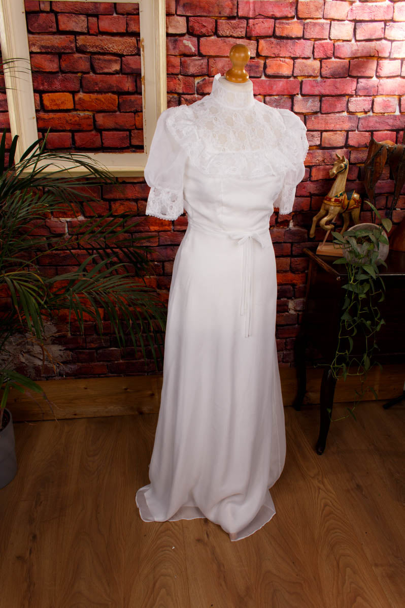 Nostalgie Brautkleid weiß Chiffon
