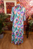 Maxikleid lila grün Kacheln