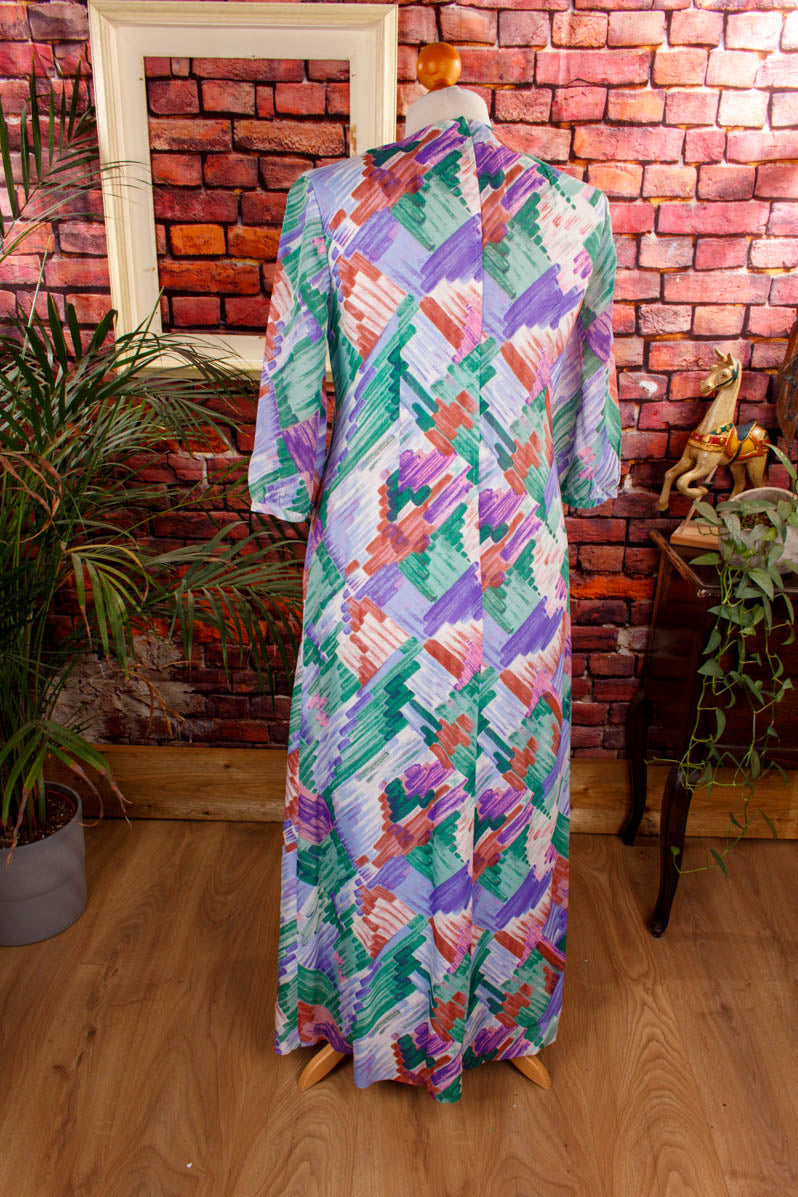 Maxikleid lila grün Kacheln