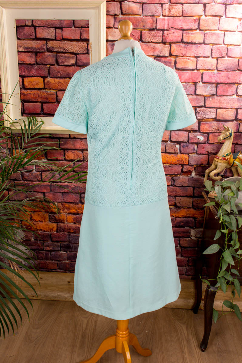 Stretchkleid pastell türkis Spitze