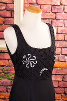 Abendkleid schwarz Perlen