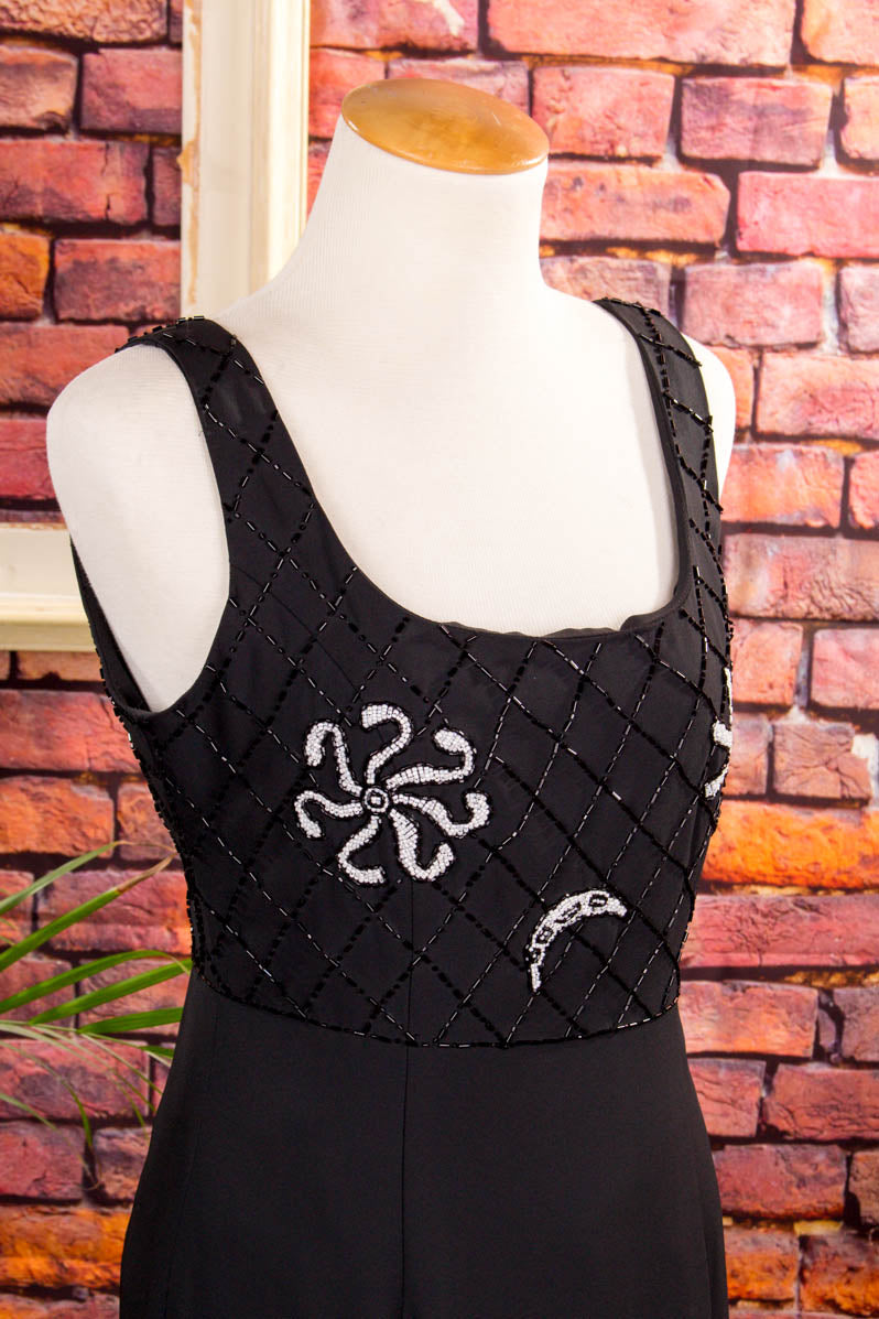 Abendkleid schwarz Perlen