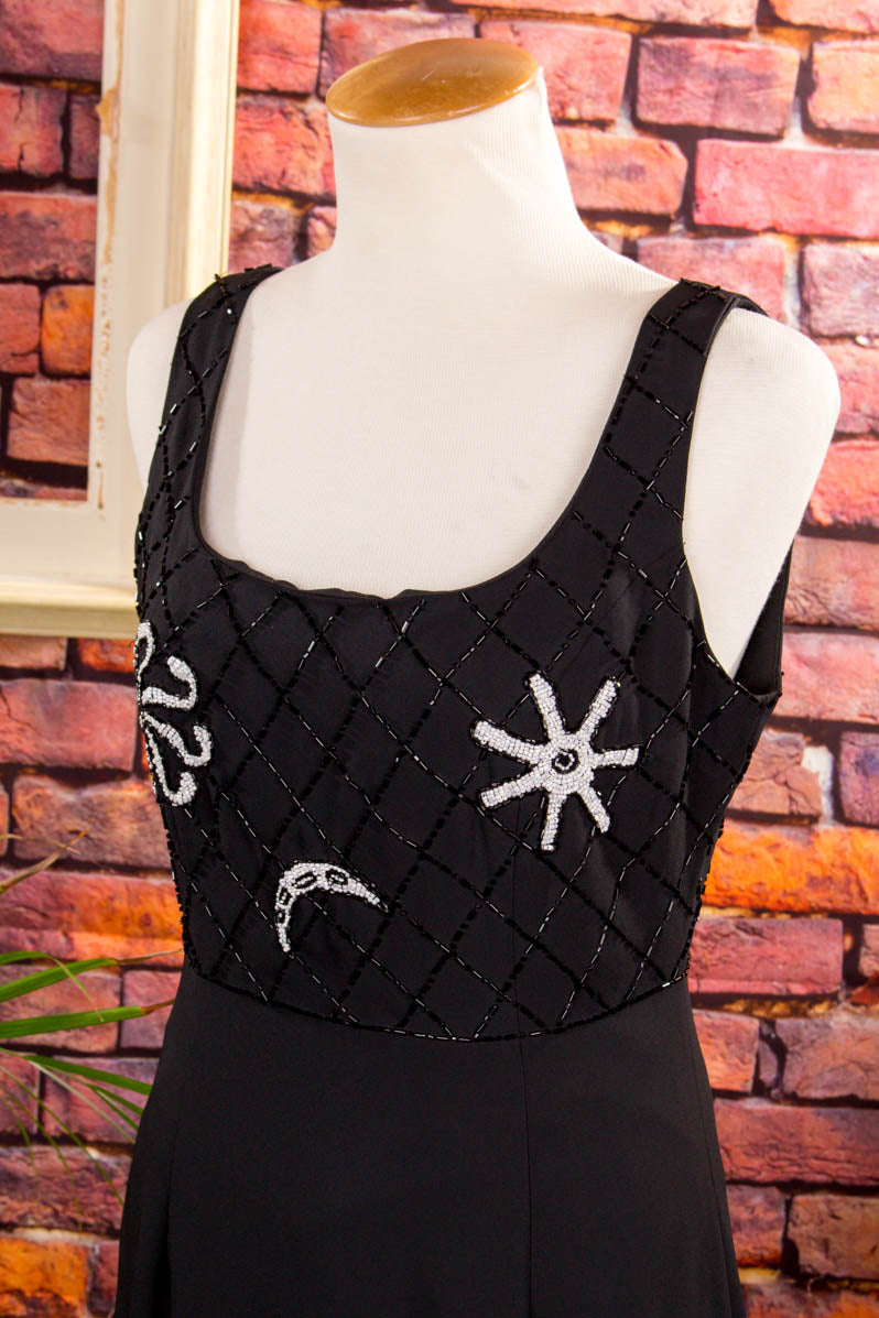 Abendkleid schwarz Perlen