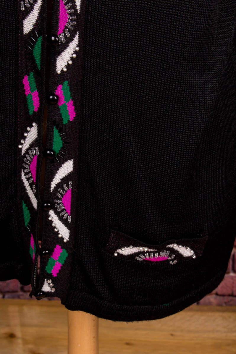 Strickjacke schwarz bunt Perlen