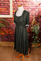 50s Chiffonkleid grün Punkte