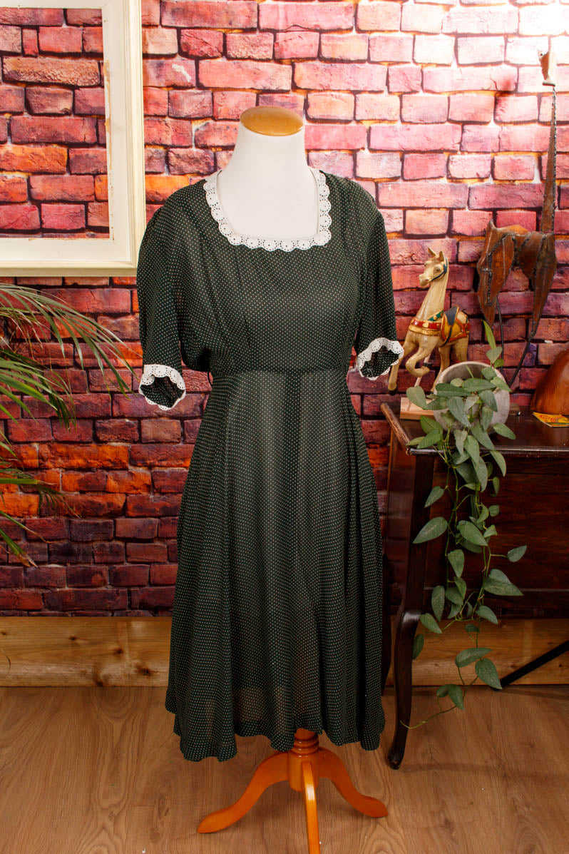 50s Chiffonkleid grün Punkte