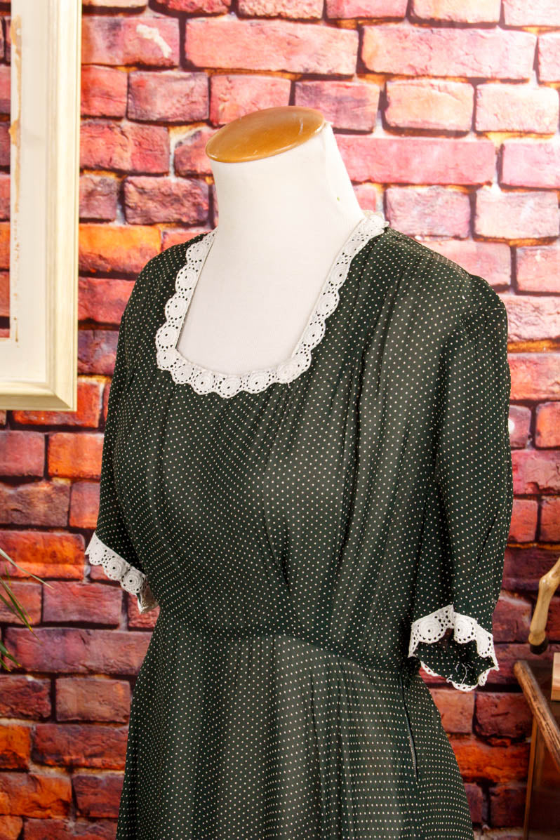 50s Chiffonkleid grün Punkte
