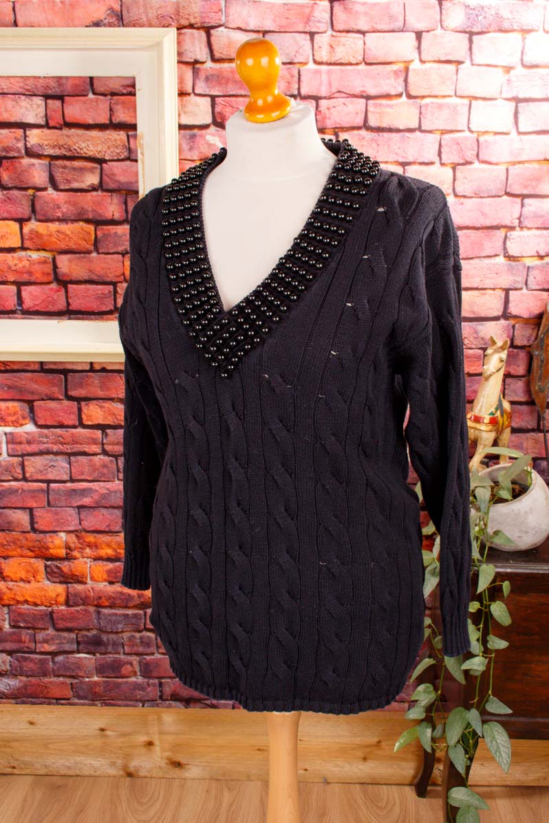 Strickpulli schwarz Perlen