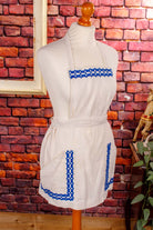 Vintage Schürze weiß blau