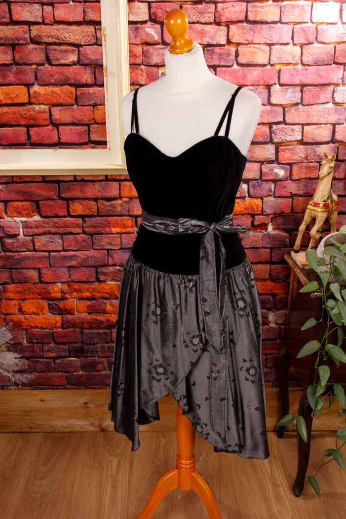 festliches Cocktailkleid schwarz silber