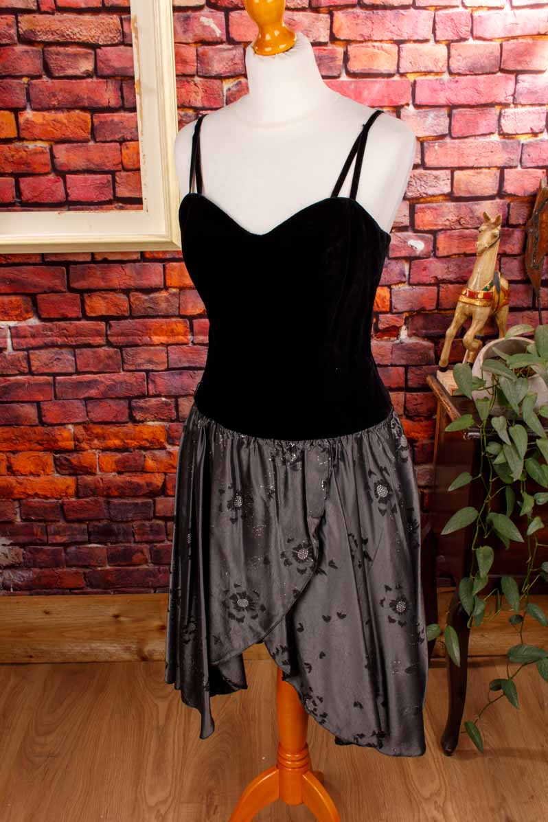 festliches Cocktailkleid schwarz silber