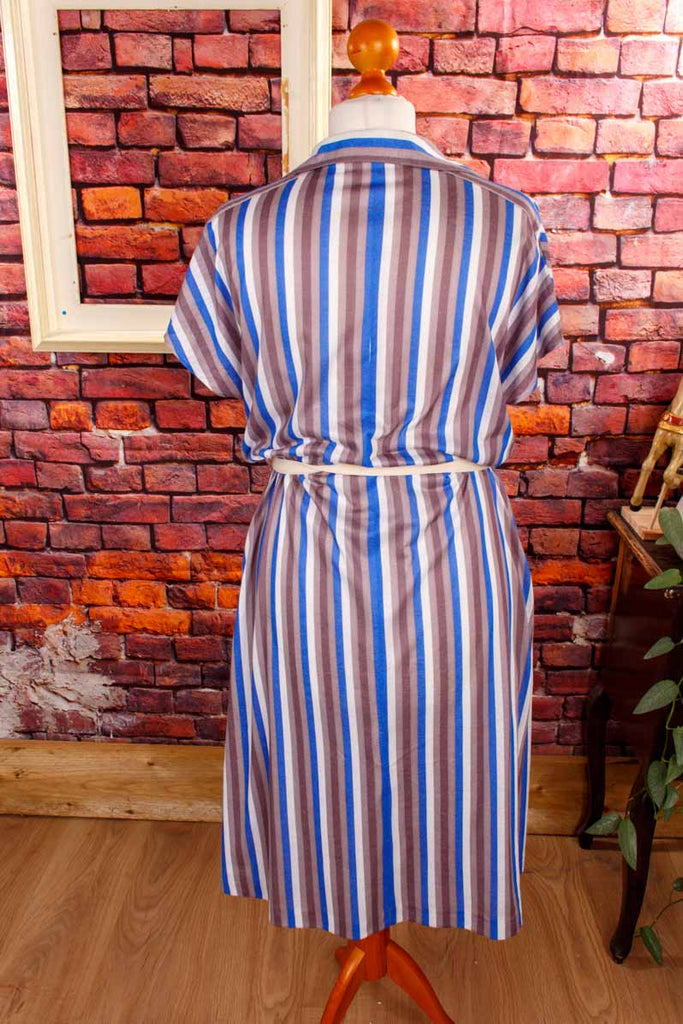 Hauskleid Streifenmuster