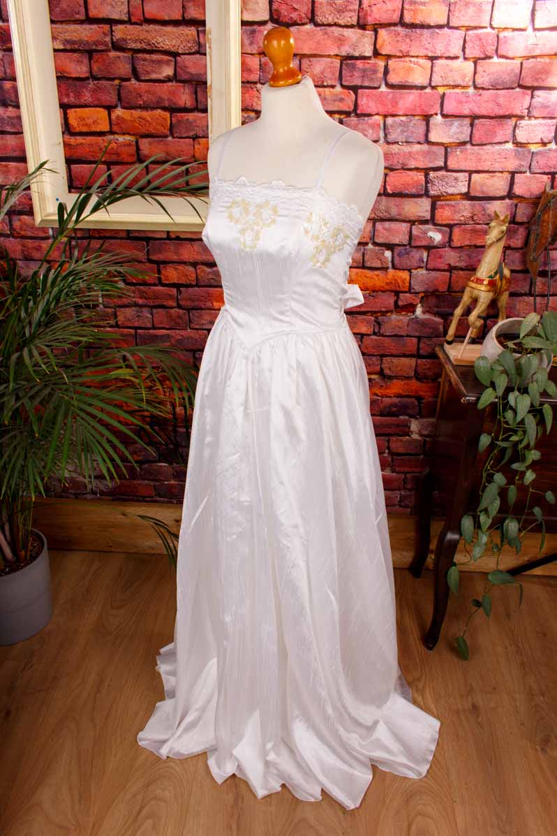 Vintage Brautkleid weiß elegant