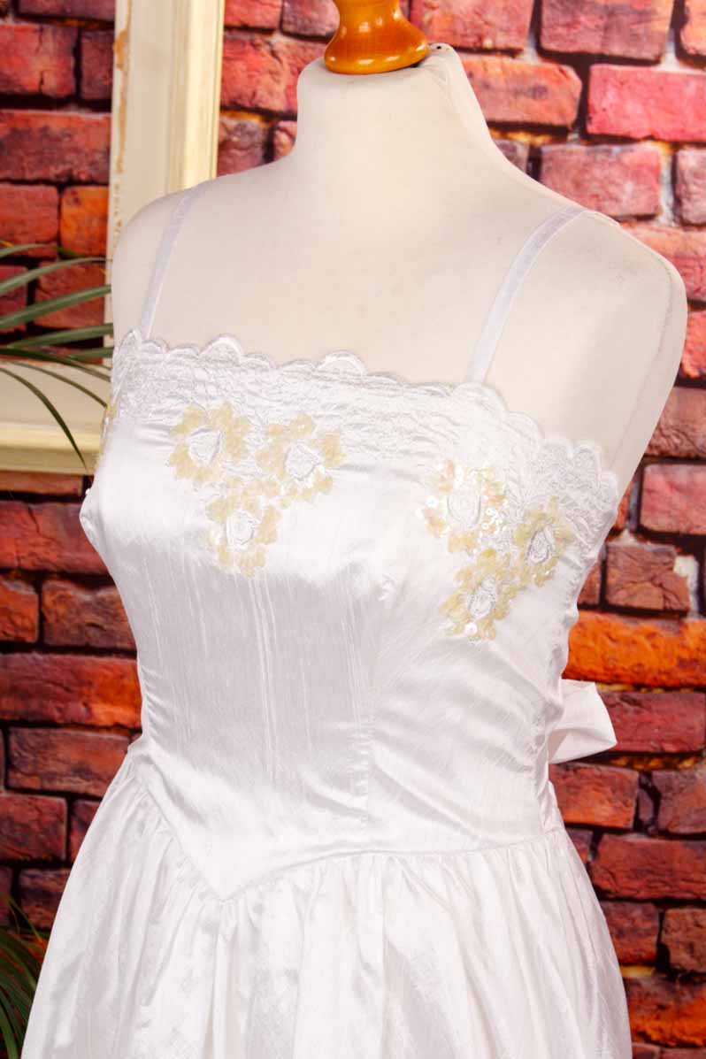 Vintage Brautkleid weiß elegant