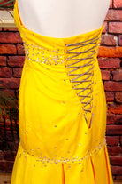 extravagantes Abendkleid gelb Perlen