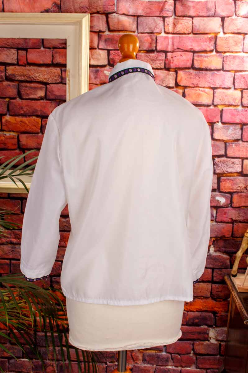 Rüschenbluse weiß + Borte