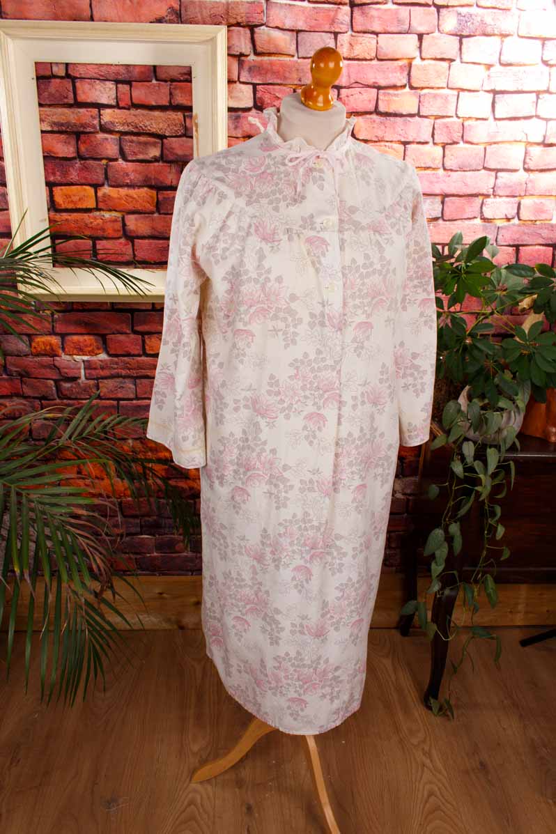 DDR Nachtkleid rosa Blümchen