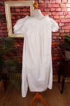 antikes Unterkleid Monogramm MH